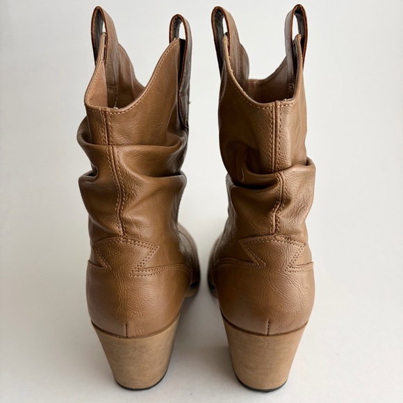 Charles Albert | Modern Western Cowboy Boot - Picture 2 of 8